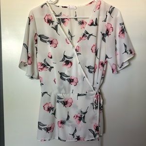 Sienna Sky Medium Floral Wrap Top